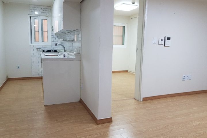 Two-bedroom apartment near Nine One Hannam~ 1th image