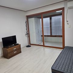 204호  방 이미지