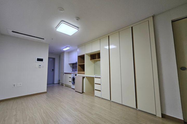 Guwol Double Station Area Studio Apartment 20 2th image