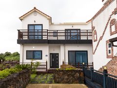 Two-story private house next to Seogwipo Hot 1th image