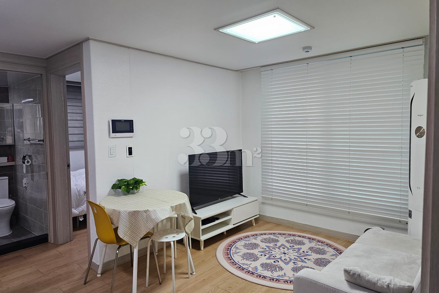 Pleasant, fully-furnished, new two-room apart 1th image