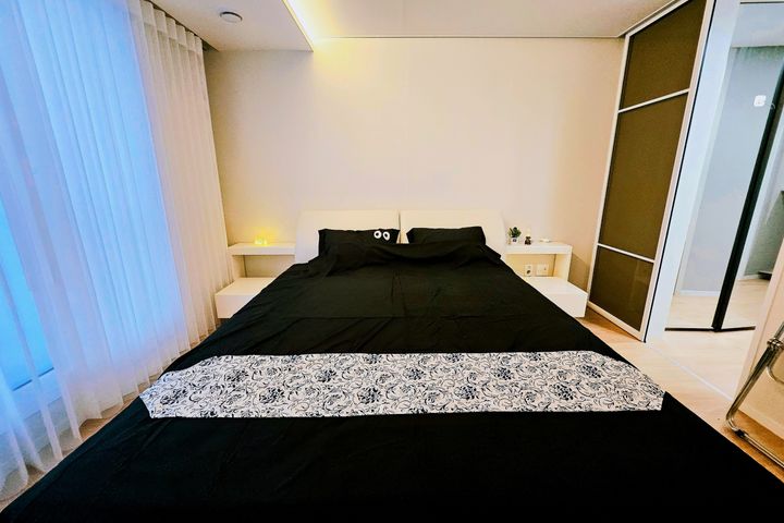 Newly built duplex penthouse for 10 people 9th image