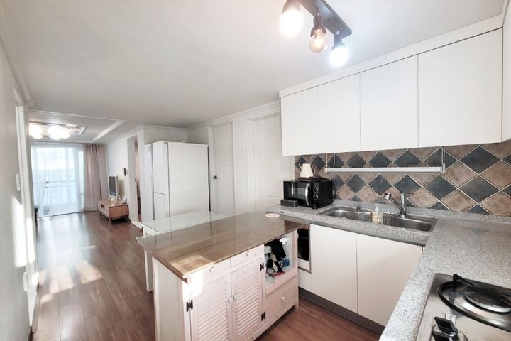Marine Corps South Gate ★ 3-Room Unit ★ Fully 6th image
