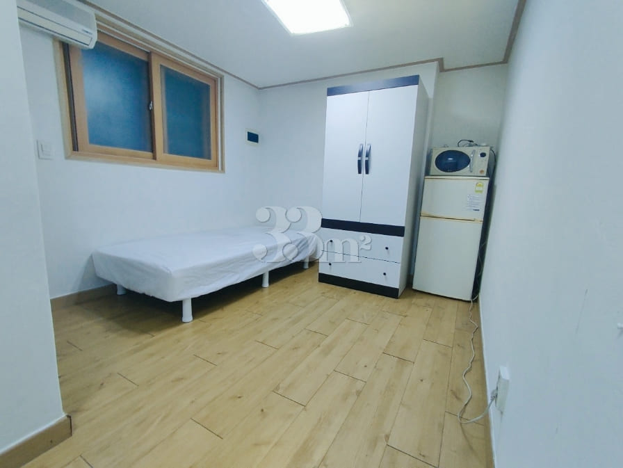 8-minute walk from Sillim Station and Danggok 0th image