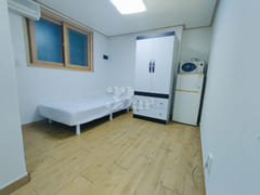 8-minute walk from Sillim Station and Danggok 0th image