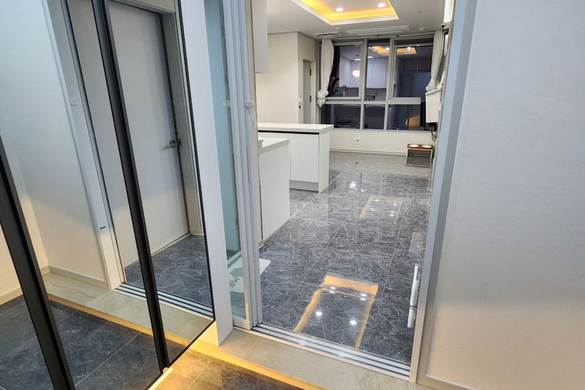 자연속 대리석의 신축집 0번째 이미지