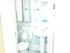 Room 204 4th image