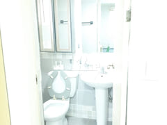 Room 204 4th image