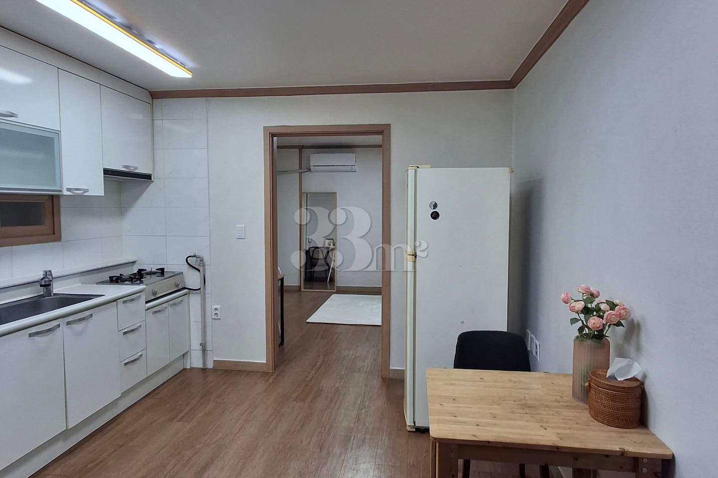 🌈 Two-room unit in front of the Office of Ed 0th image