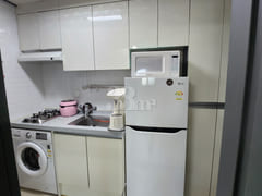 The hottest spot on the 2nd floor in Jochon-d 2th image