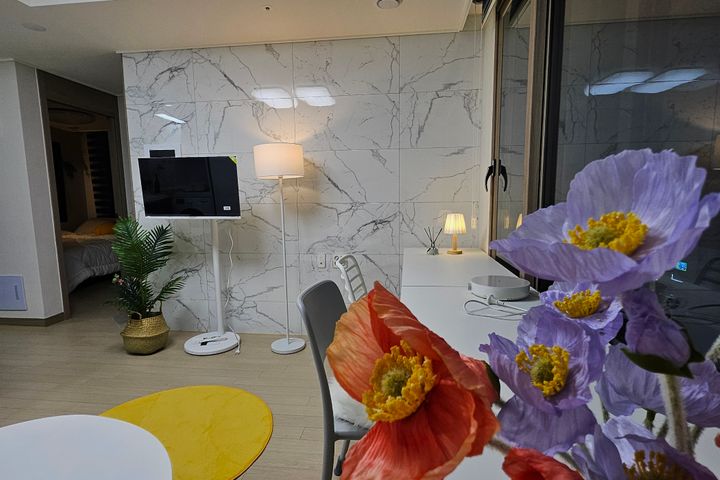 New 2-room apartment near Byeongjeom Station 2th image