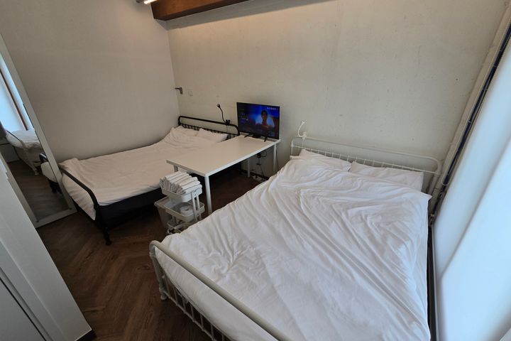 Cozy 2-Room Accommodation in Hongdae M47 2th image