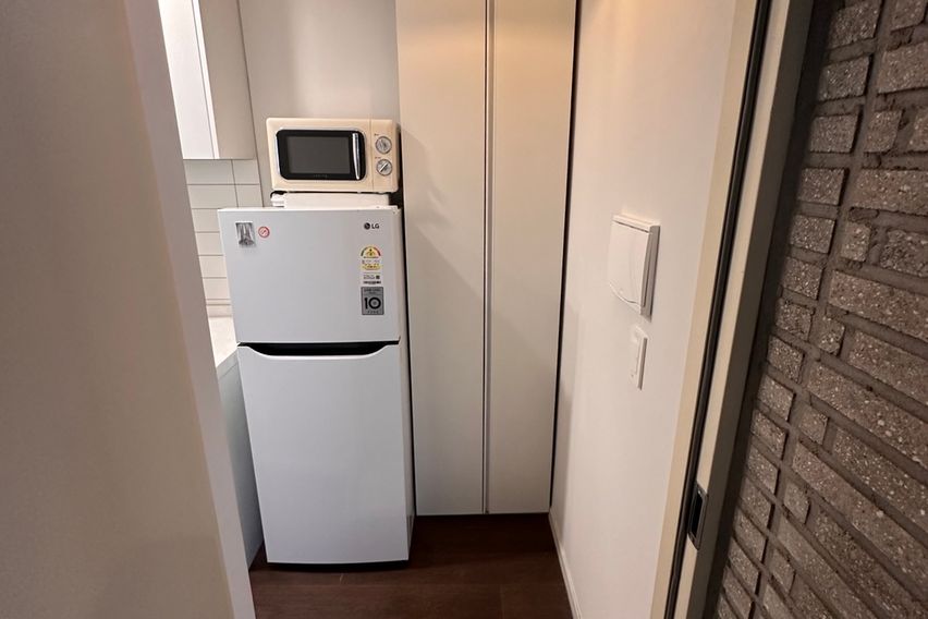 1호선 현충로역 도보