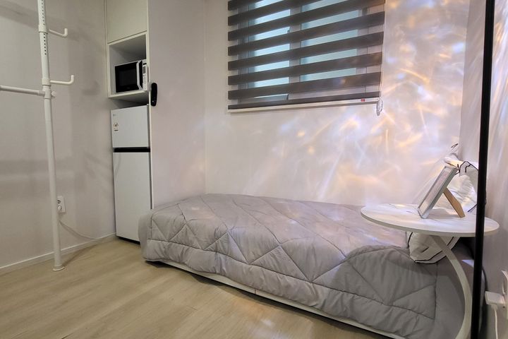 Room 206 2th image