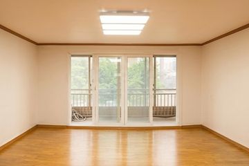 Spacious 85㎡ home, 1 minute from Jemulpo Stat