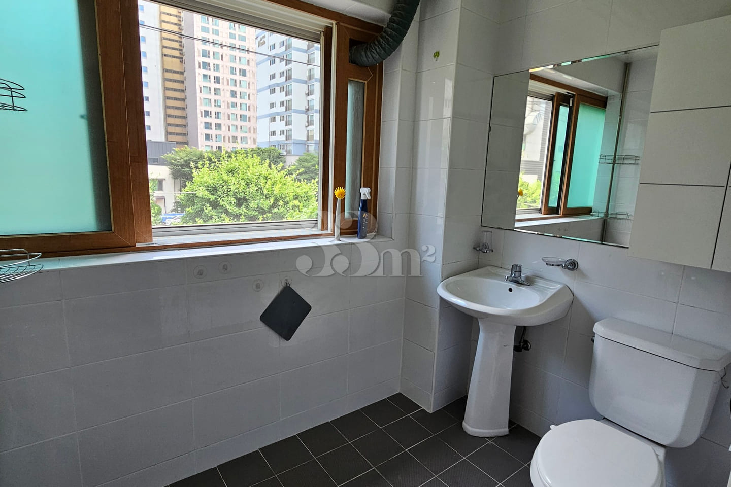 Spacious two-room unit near National Police H 7th image
