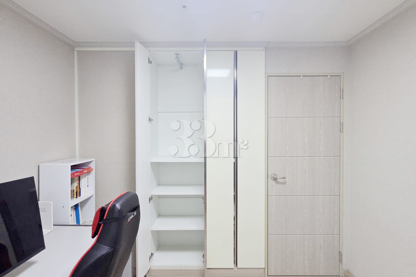 Fully furnished two-room apartment 2 minutes 16th image