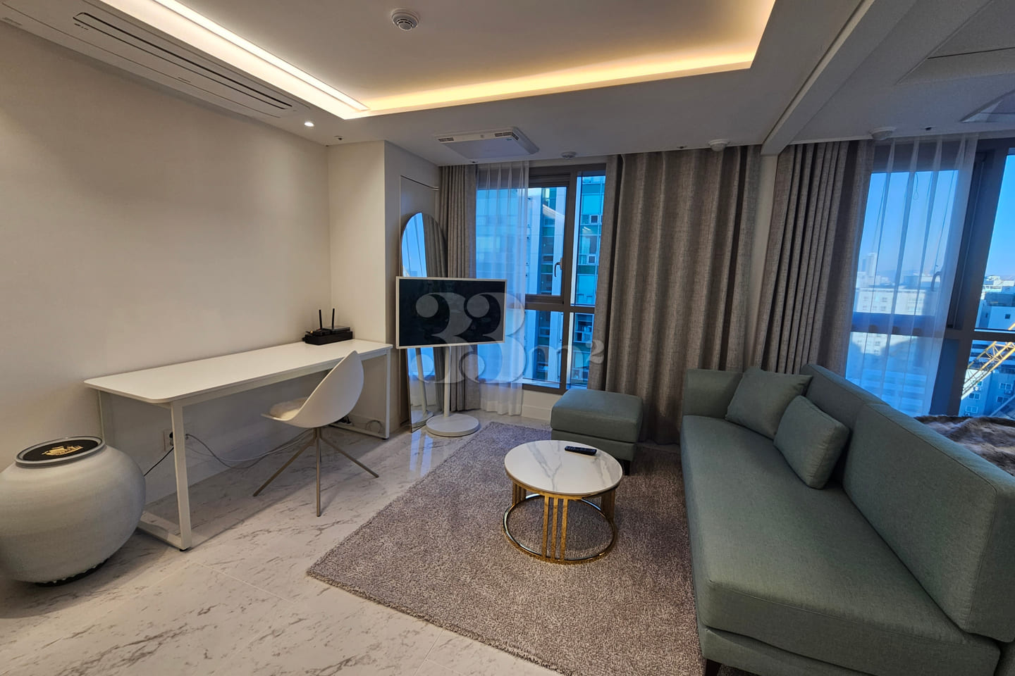 A dream-like penthouse 3th image