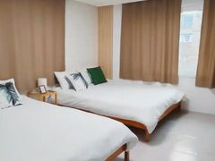 5 minutes from Saejeol Station / 3 queen beds 2th image