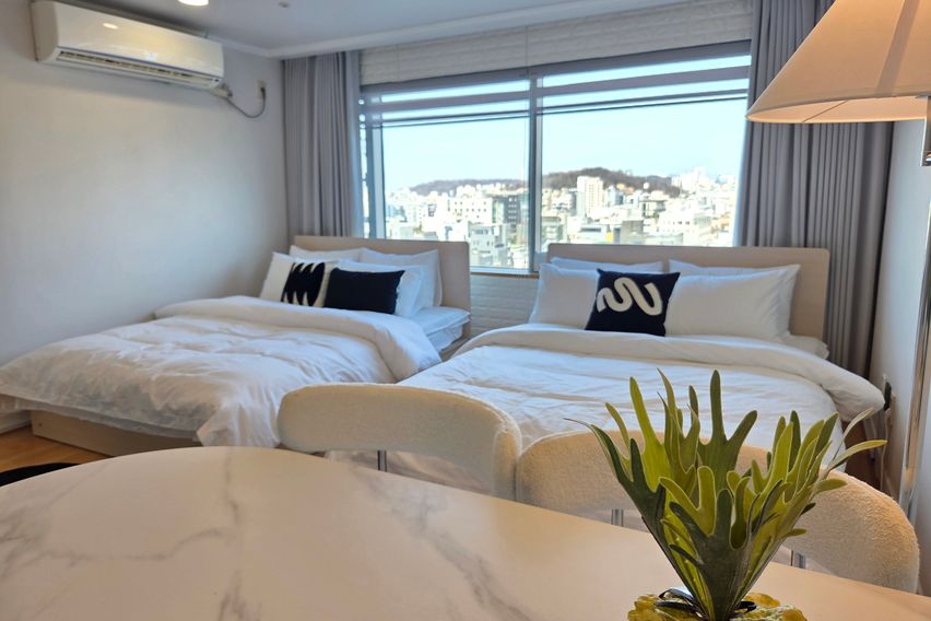  홍대입구역 / 시티뷰 2번째 이미지