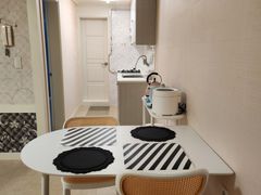 Lovely Two-Room Apartment in Daemyeong, Apsan 4th image