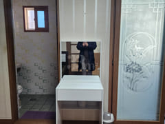 Studio apartment with separate room/balcony 2th image
