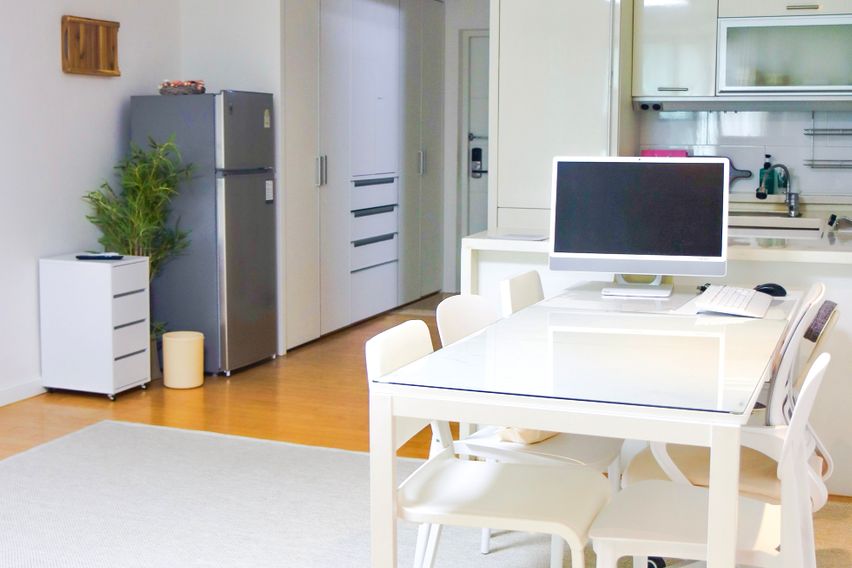 2호선 교대역1분/주차