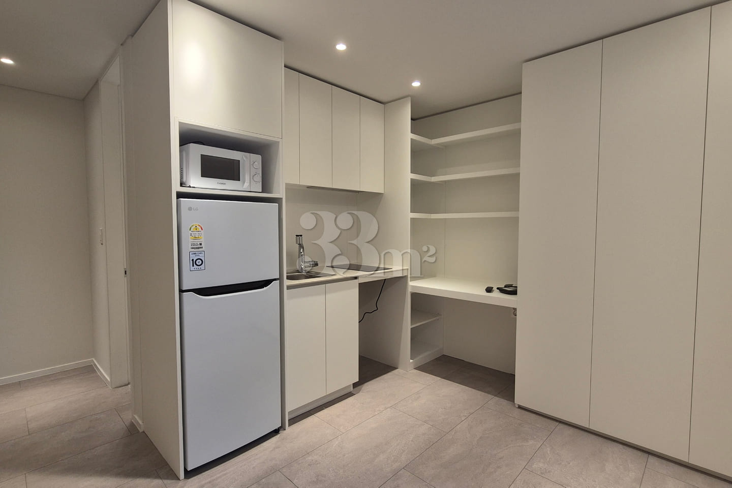Fully furnished studio in Bangbae-dong 1th image