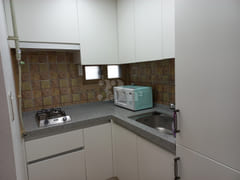 Neat and cozy studio apartment 4th image