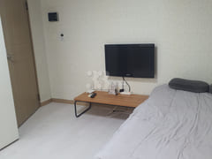 Best Value Room 407 4th image