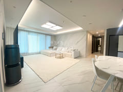 Stylish 4-bedroom apartment in Seocho 0th image