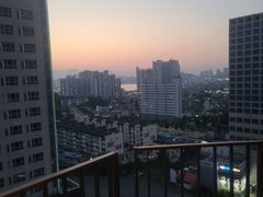 Bluetera 12th floor, 5 people, 1 night 0th image