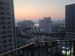 Bluetera 12th floor, 5 people, 1 night 0th image