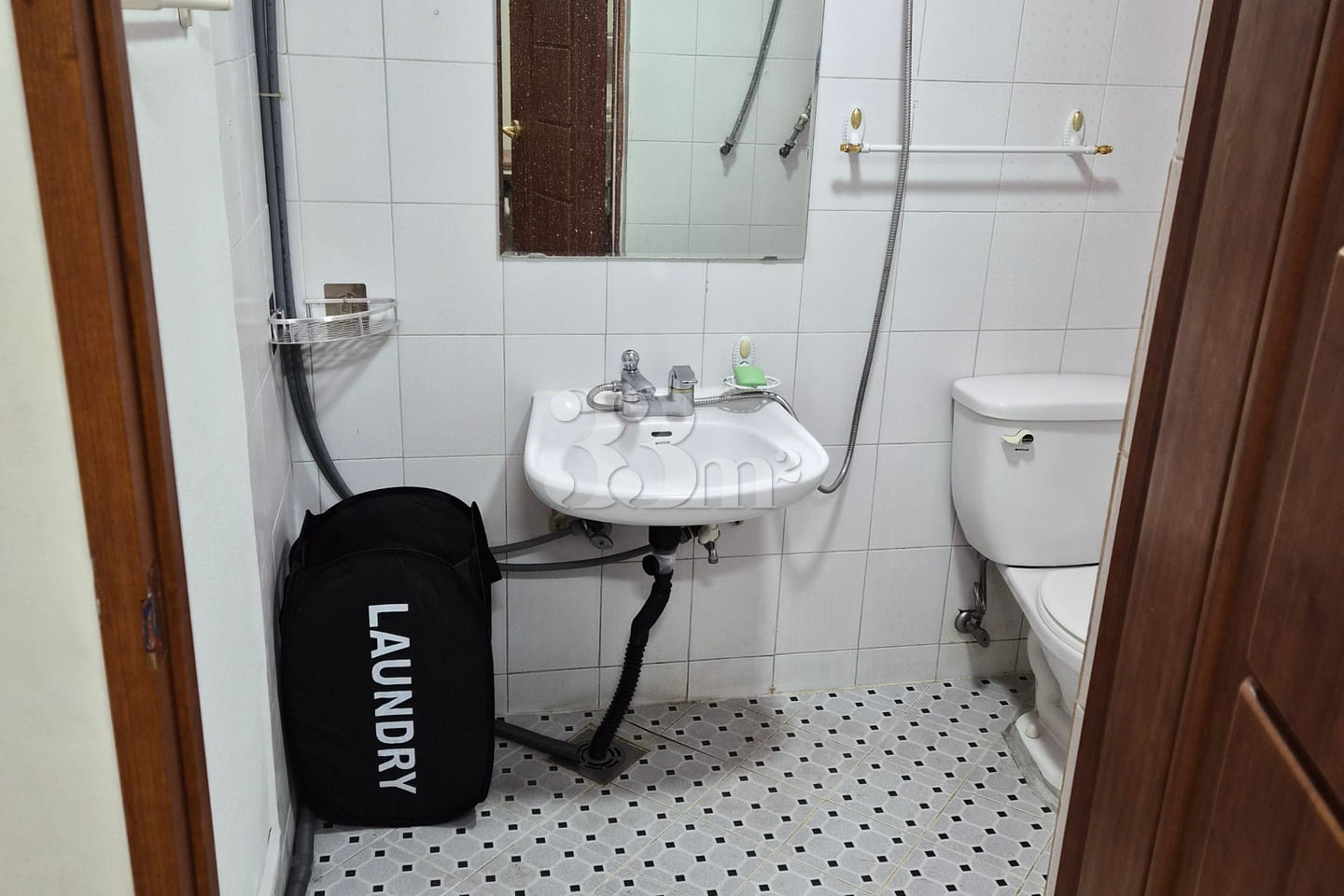 Cozy studio with convenient transportation 6th image