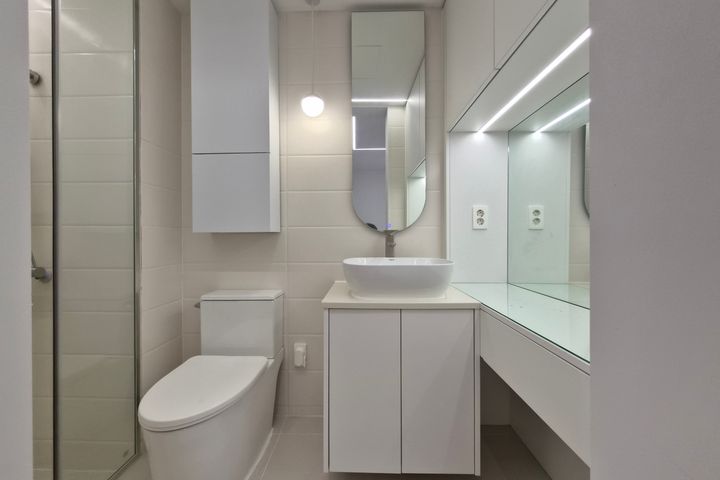 Spacious newly built apartment near Bucheon S 9th image