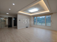 Stay Easy Pyeongtaekdae 1 8th image