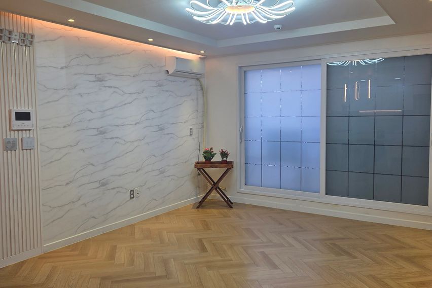 화이트하우스 0번째 이미지