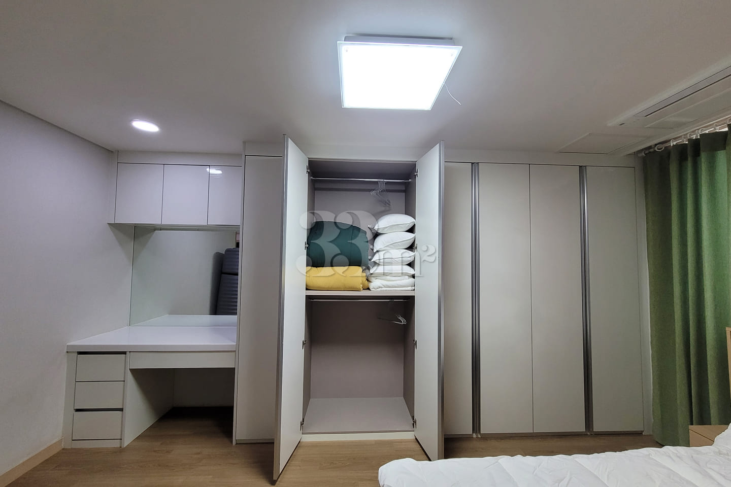 Two-room apartment, 5-minute walk from Jung-e 15th image
