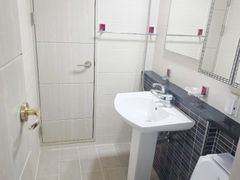 Fully furnished two-room apartment 2 minutes 17th image