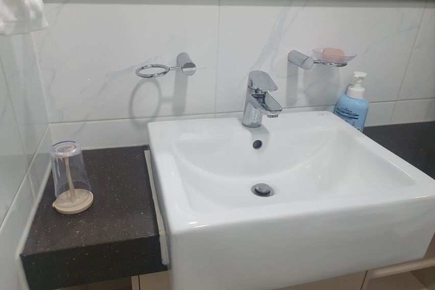 여수 핫플 숙소앞 바다 4번째 이미지