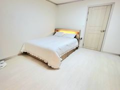 Woojung Innovation City Queen Bed Bumtae B 2th image