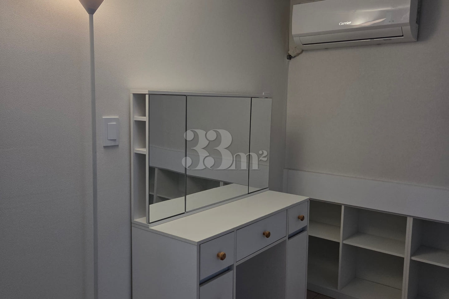Spacious 2-bedroom unit + rooftop terrace 7th image