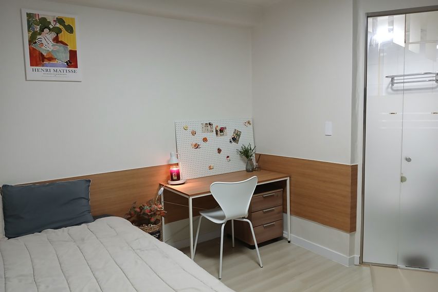 아늑하고  넓은방 4번째 이미지