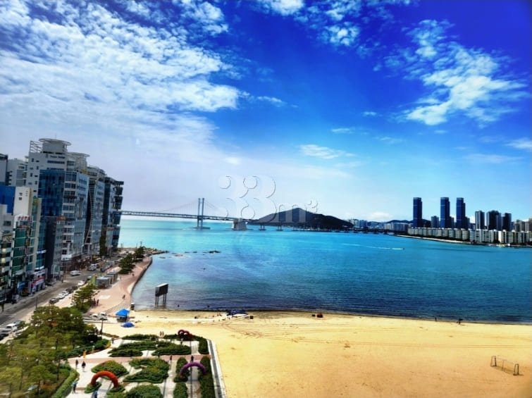 Prime viewing spot for the Gwangalli Beach Dr 19th image