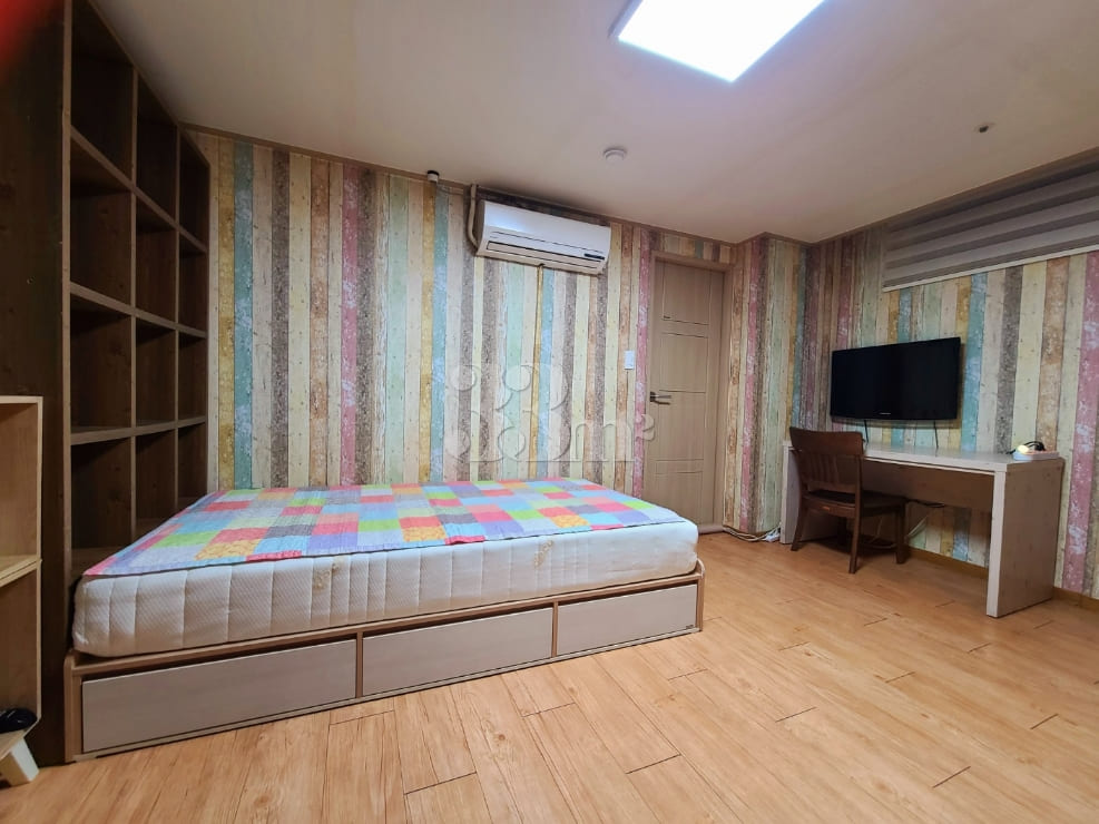 Healing House 208 5th image