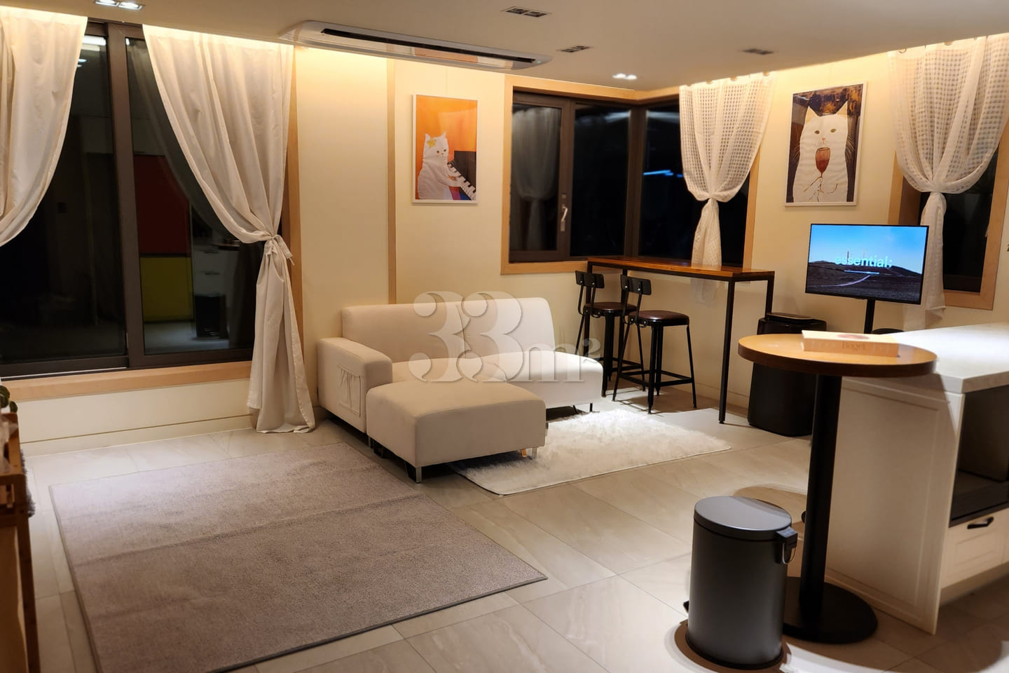 3-Bedroom Unit near Namsan, Beotigogae, and Y 1th image