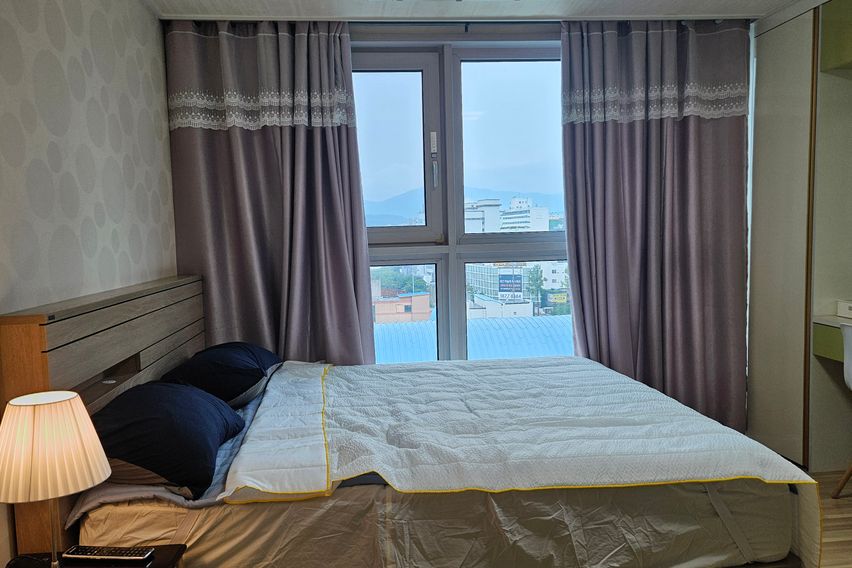 별똥별하우스 사이8층