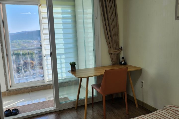 Paju Industrial Complex, fully furnished, 706 4th image