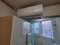 Fully furnished, women-only accommodation nea 7th image
