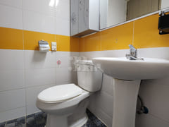 One-room apartment with a separate room near  13th image